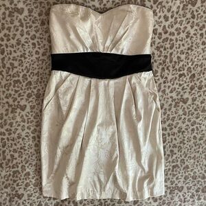 Vintage Y2K Strapless Cream Babydoll Dress with Black Accent